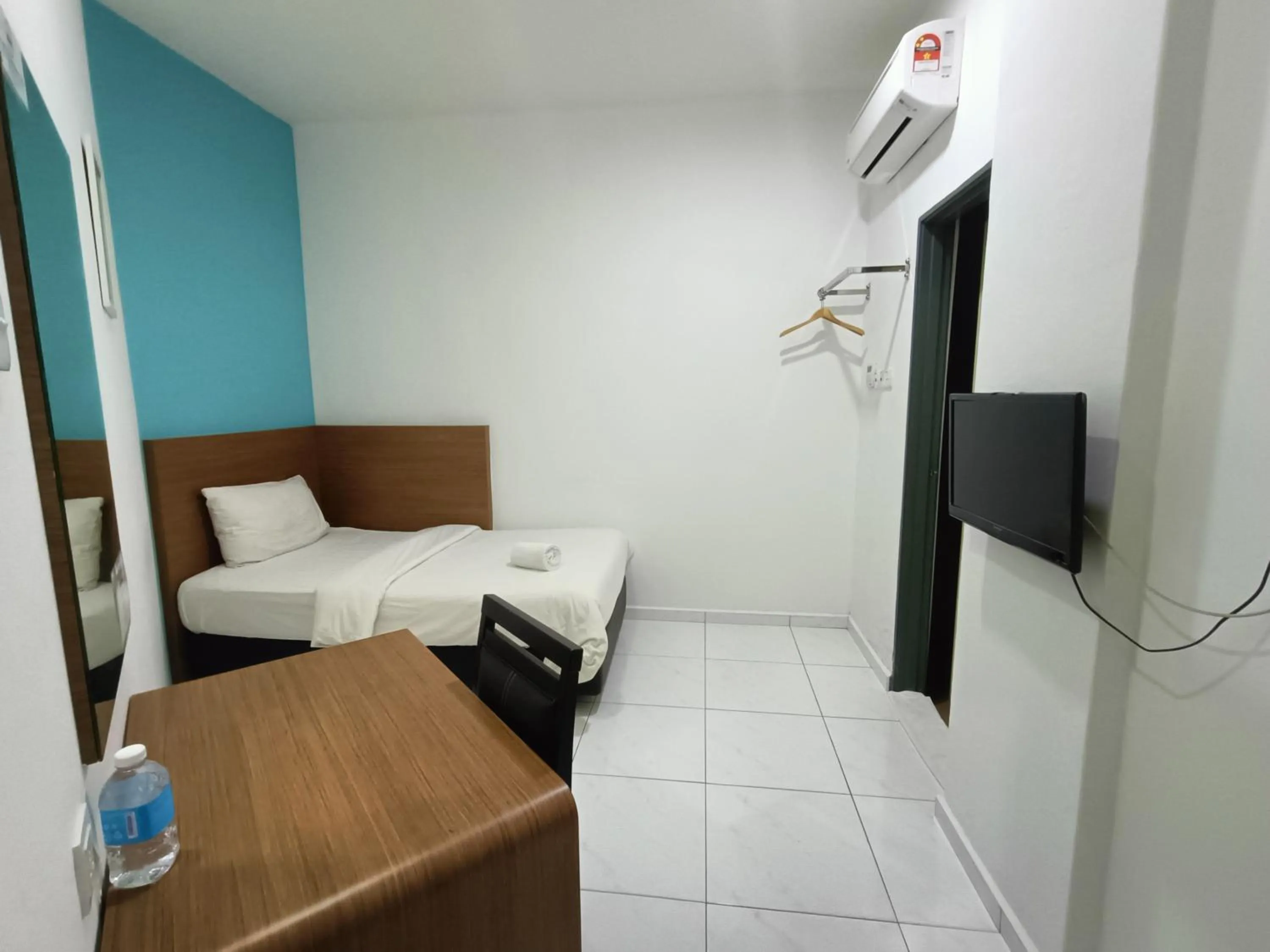 Bed in Hotel Wawasan