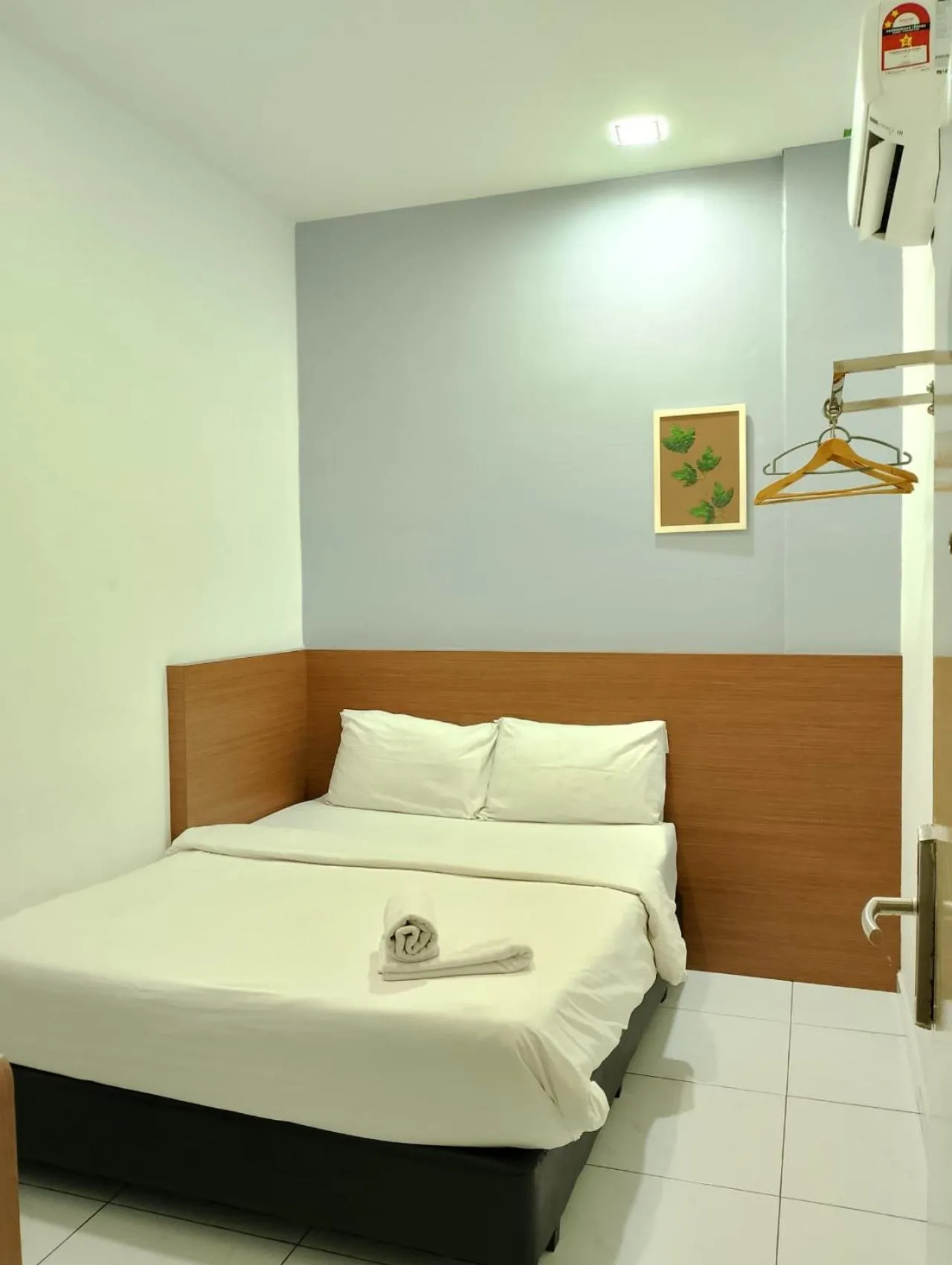 Bed in Hotel Wawasan