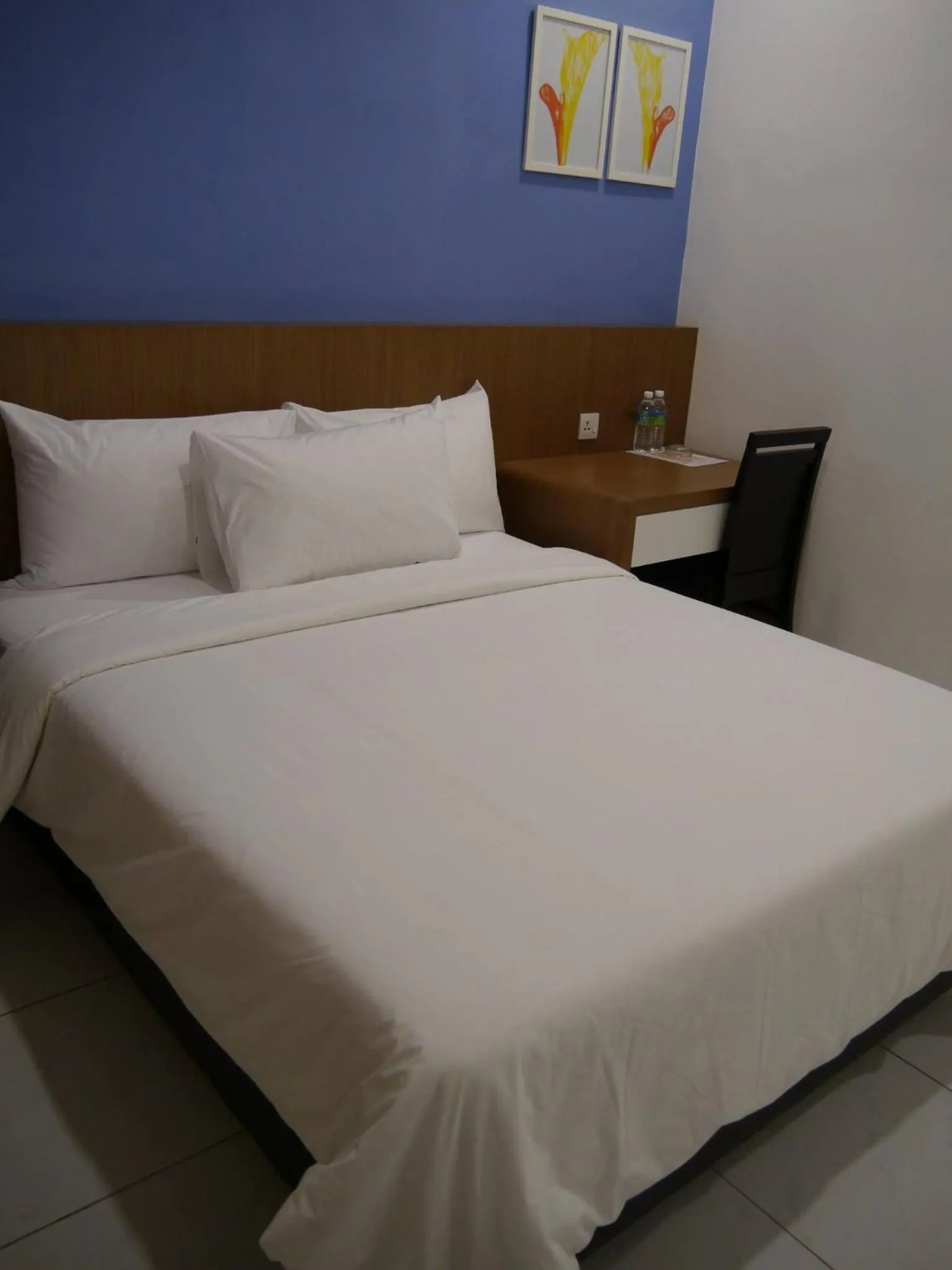 Bedroom, Bed in Hotel Wawasan