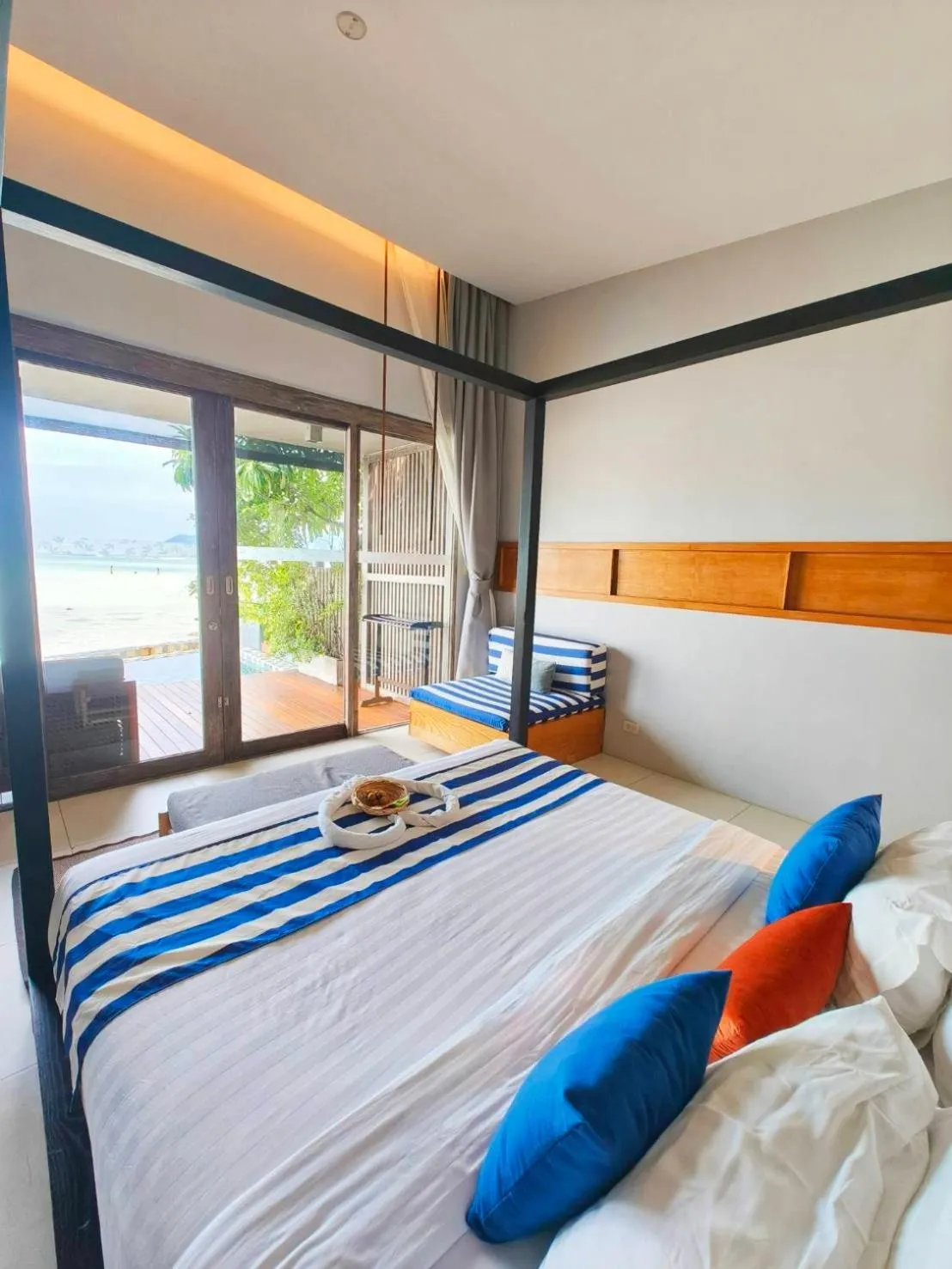 Bedroom, Bed in Casa De Mar - Koh Samui