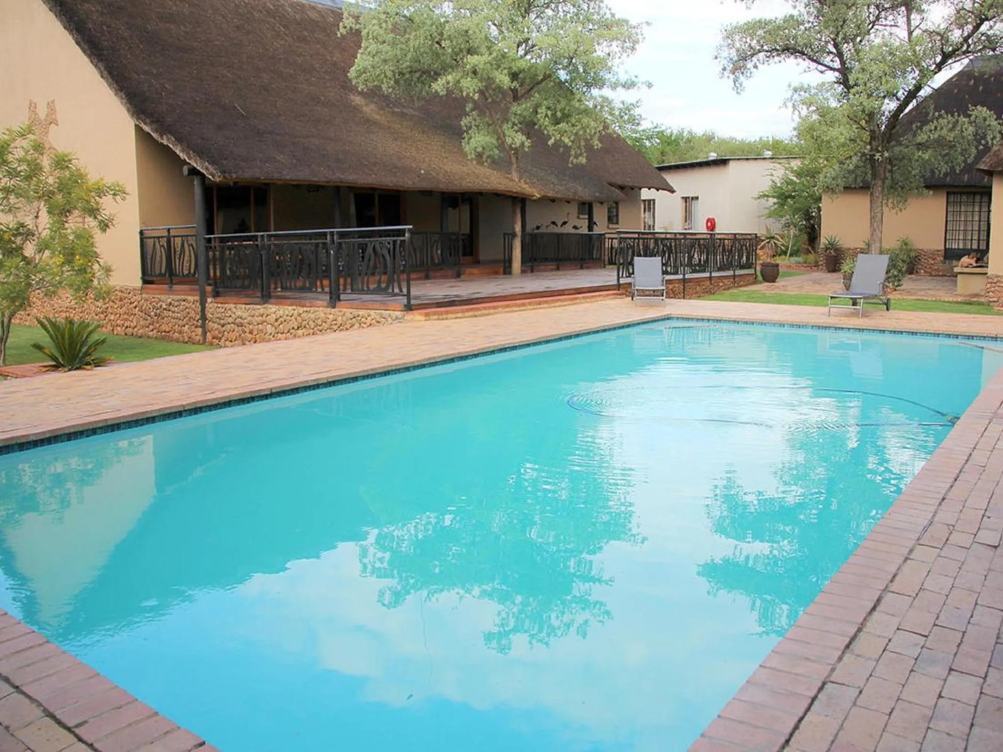 Ukutula Lion Lodge
