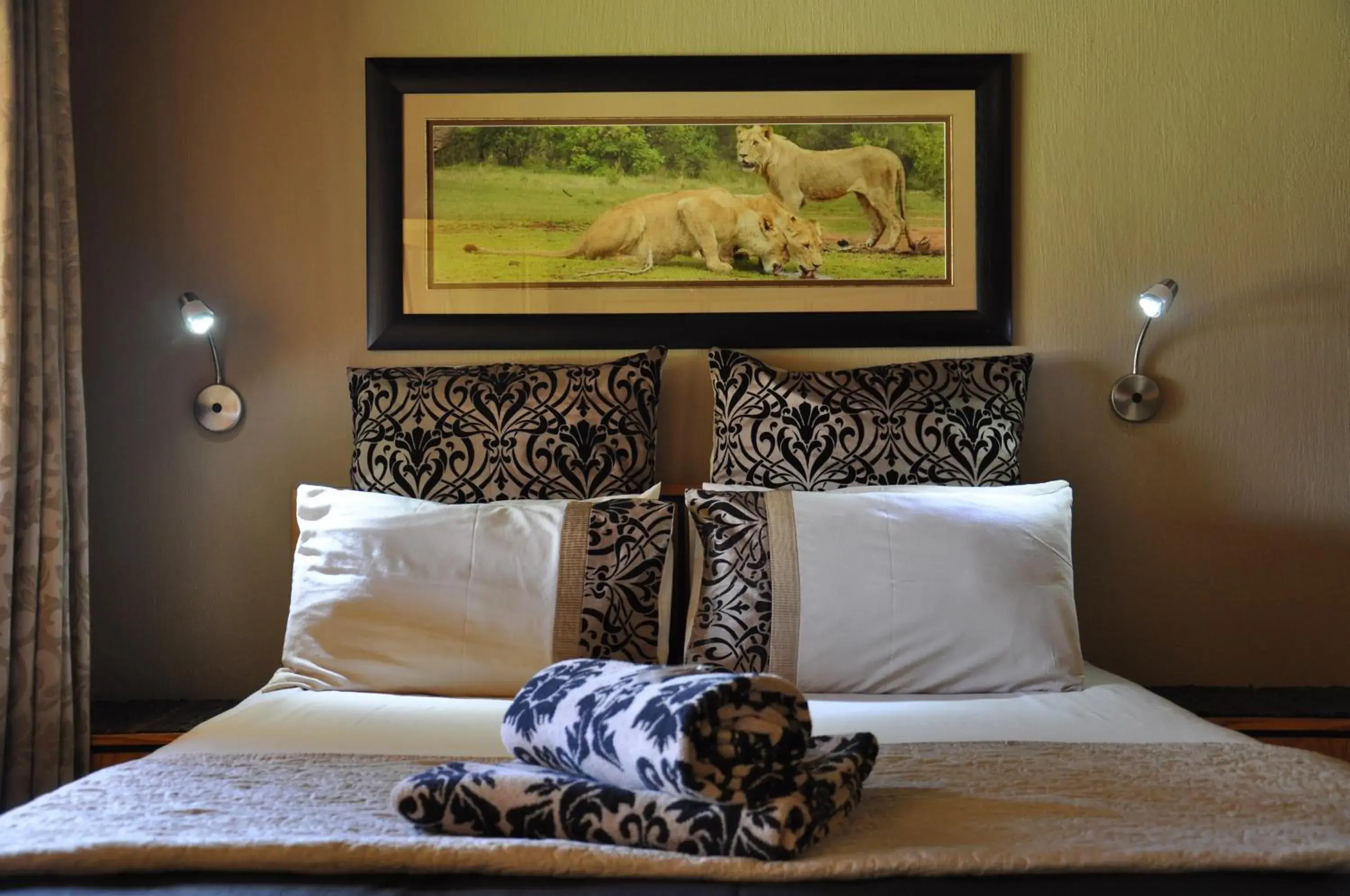 One-Bedroom Chalet in Ukutula Lion Lodge One-Bedroom Chalet in Ukutula Lion Lodge