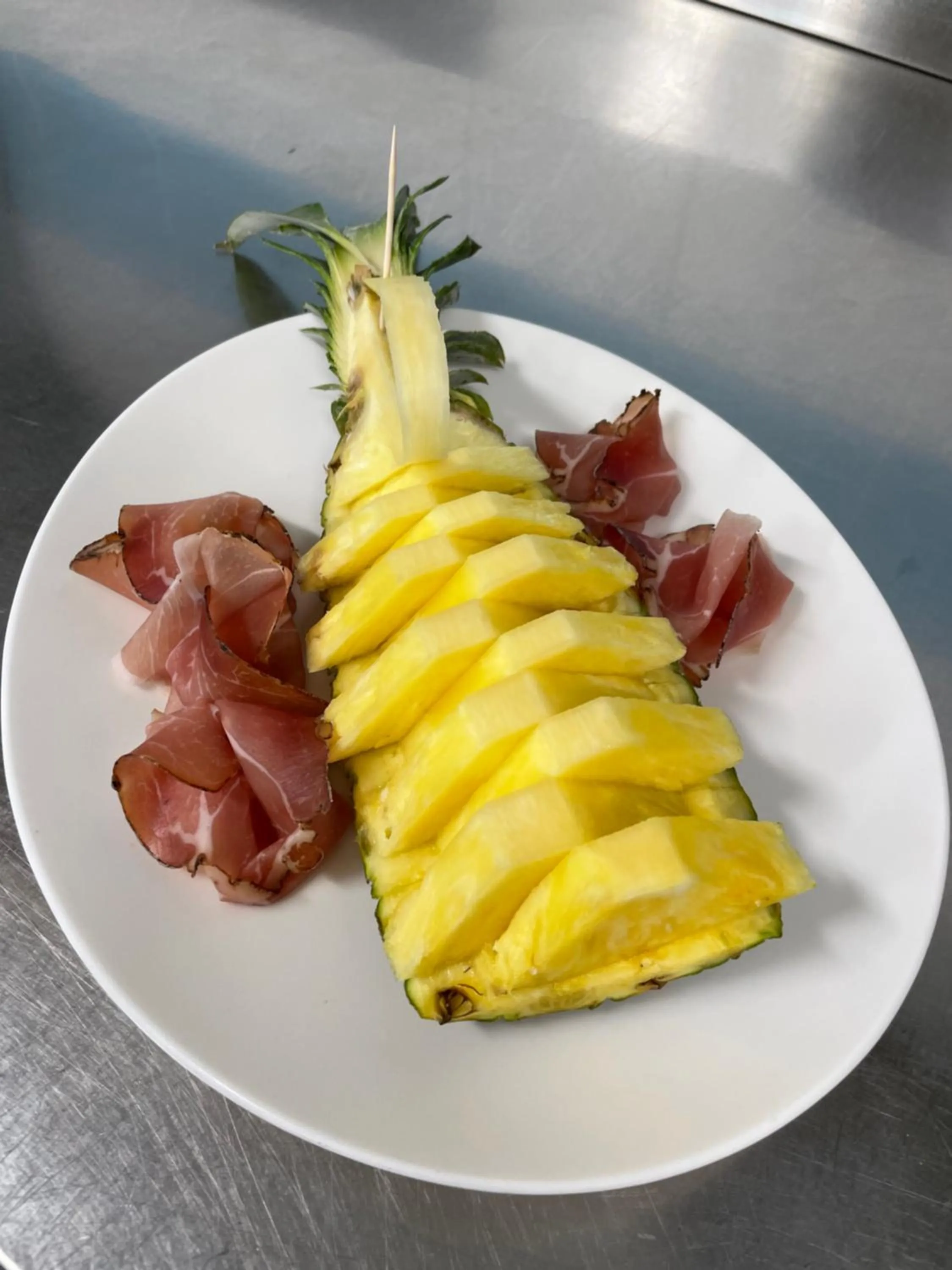 Food in Hotel Montreal