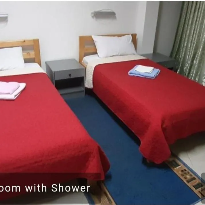 Twin Room with Shower in HOTEL Crystal Lights