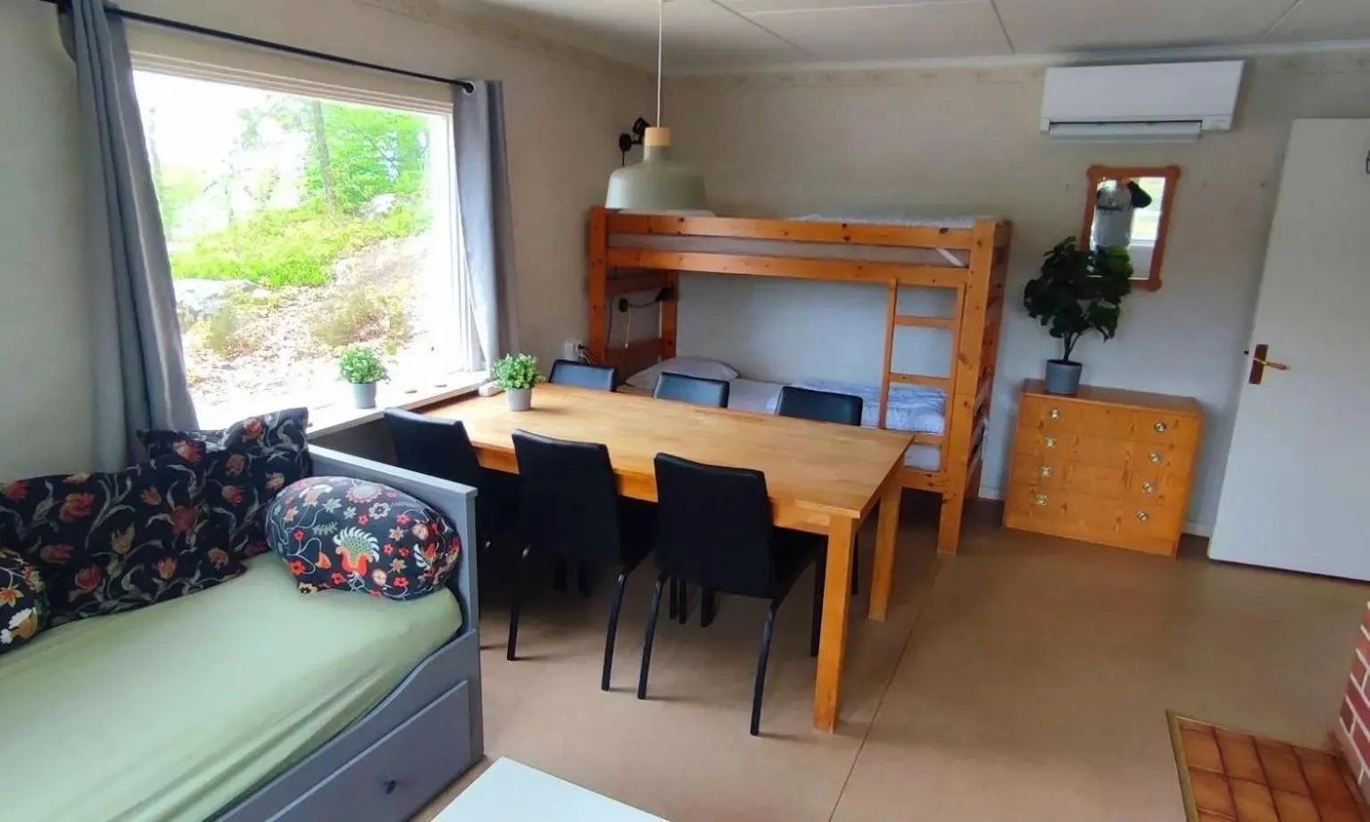 Bed in Långasjönäs Camping & Stugby