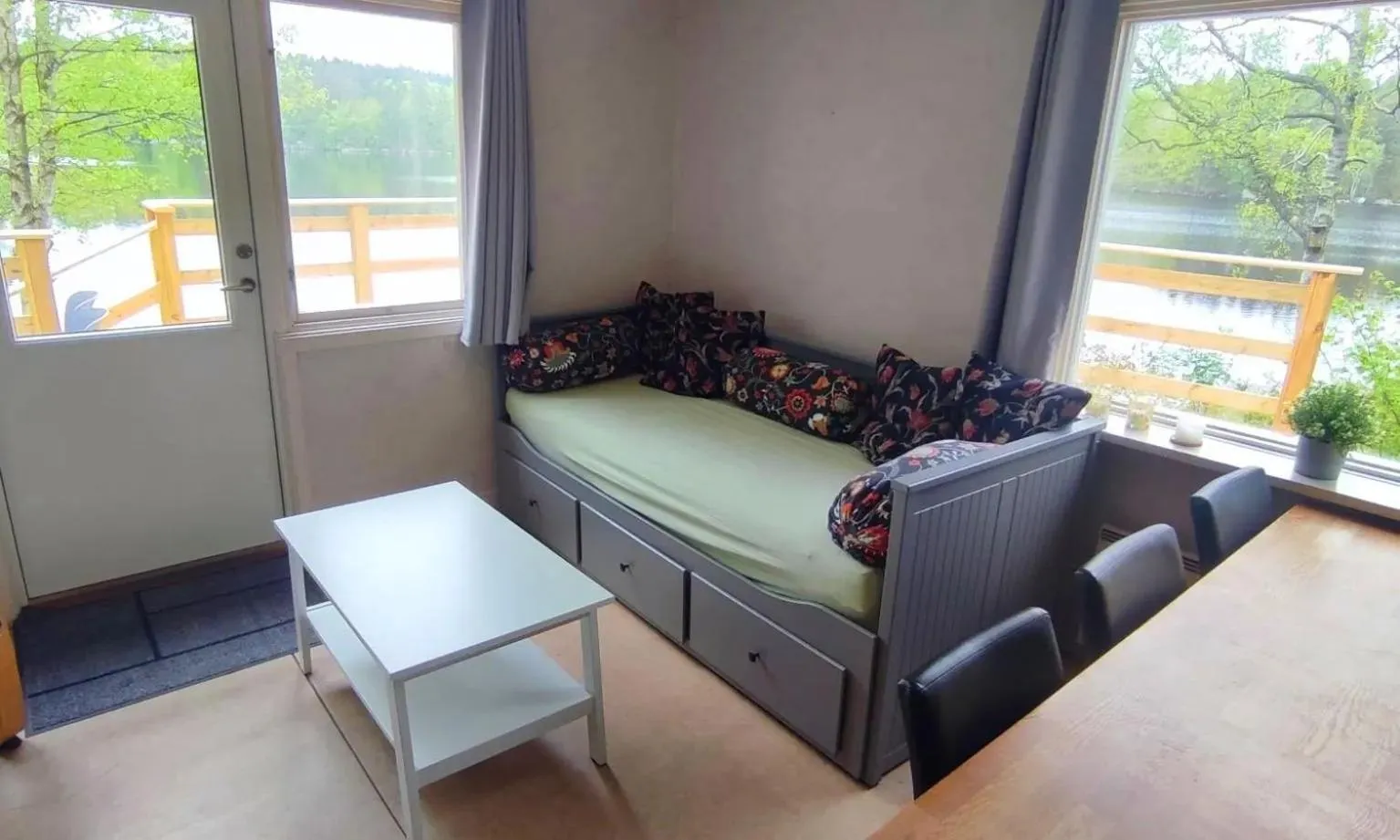 Bed in Långasjönäs Camping & Stugby