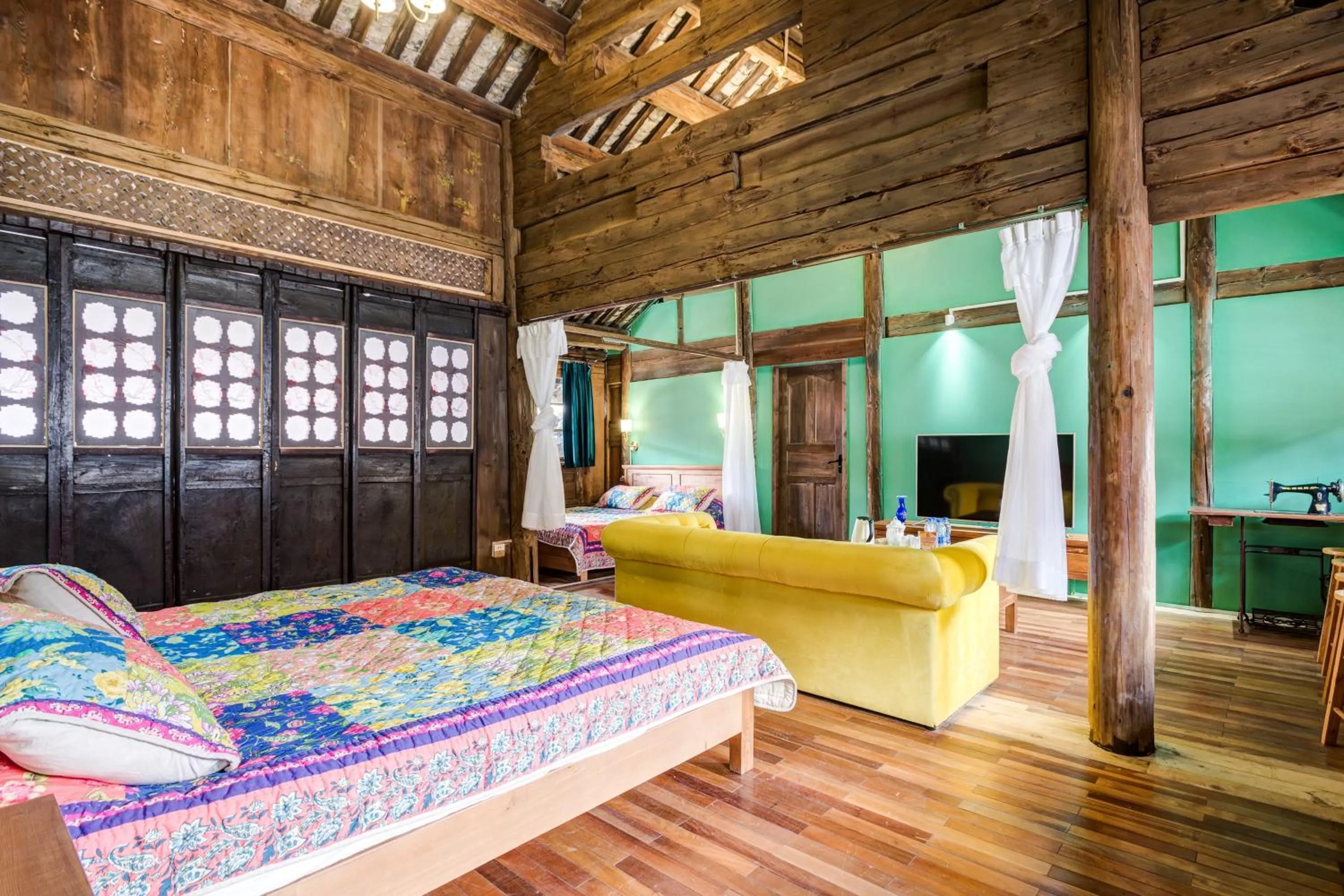 Photo of the whole room, Bed in Tuo Tuo Guest House