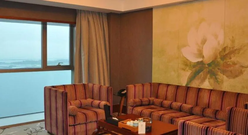 Grand Skylight International Hotel Gongqingcheng