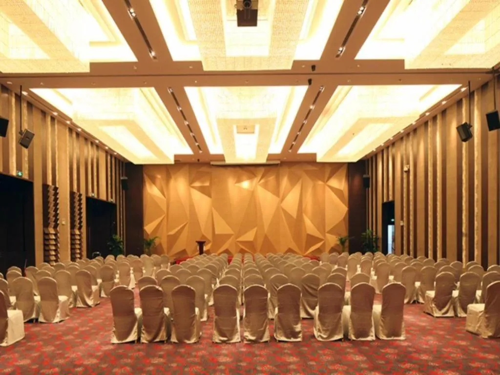 Grand Skylight International Hotel Gongqingcheng