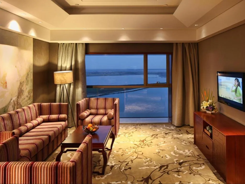 Grand Skylight International Hotel Gongqingcheng