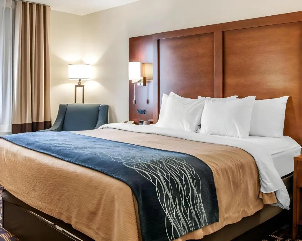 Bed in Comfort Inn