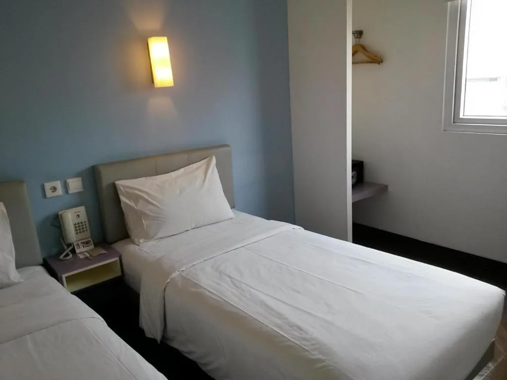 Amaris Hotel Panglima Polim 2