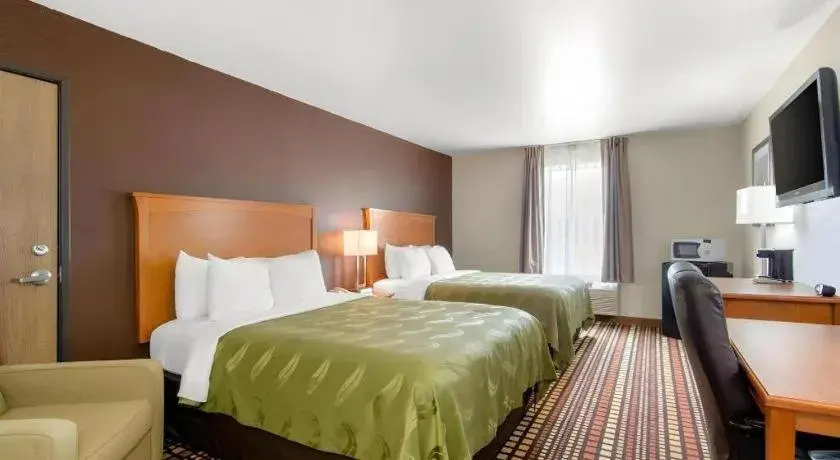 Bed in Quality Inn Kearney - Liberty Bed in Quality Inn Kearney - Liberty