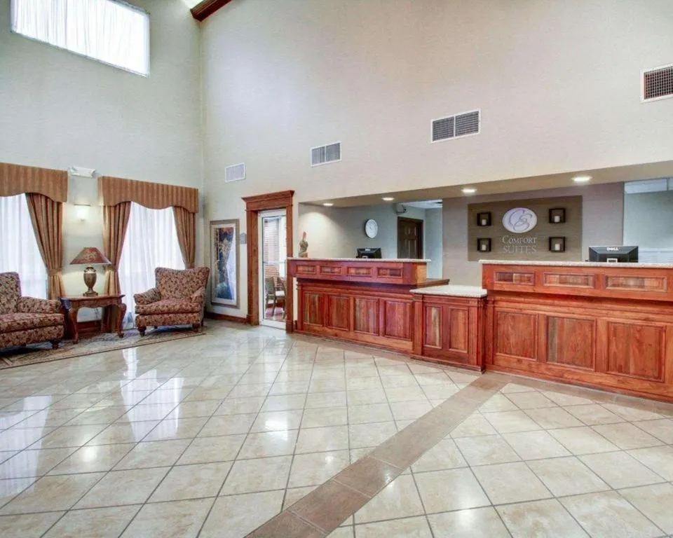 Clarion Suites Vidalia Riverfront