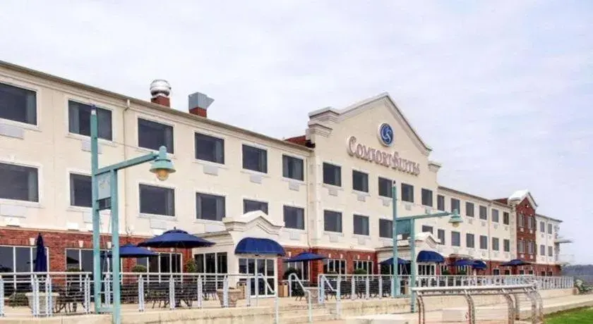 Clarion Suites Vidalia Riverfront Clarion Suites Vidalia Riverfront