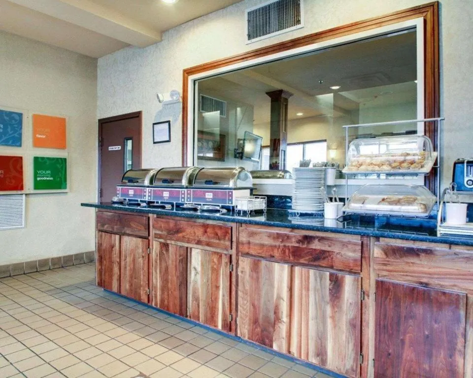 Clarion Suites Vidalia Riverfront