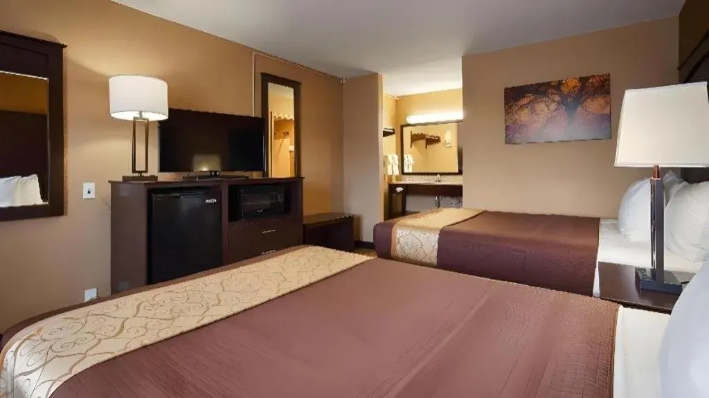 Bed in Best Western Taylor Inn Bed in Best Western Taylor Inn