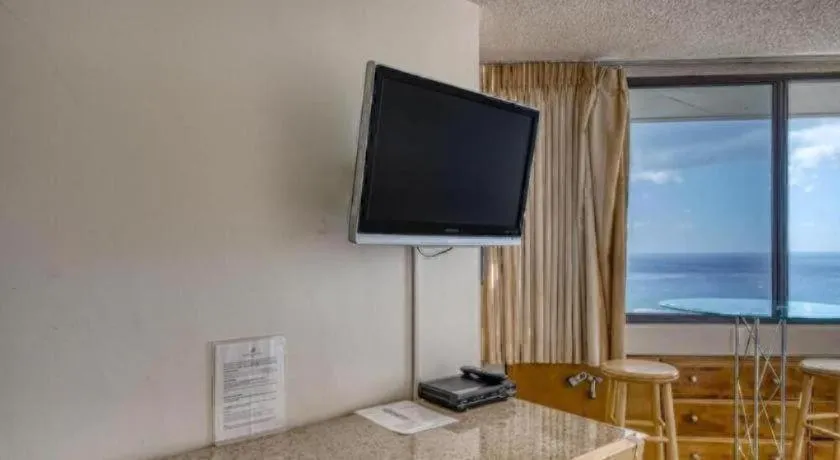 Marina Tower Waikiki