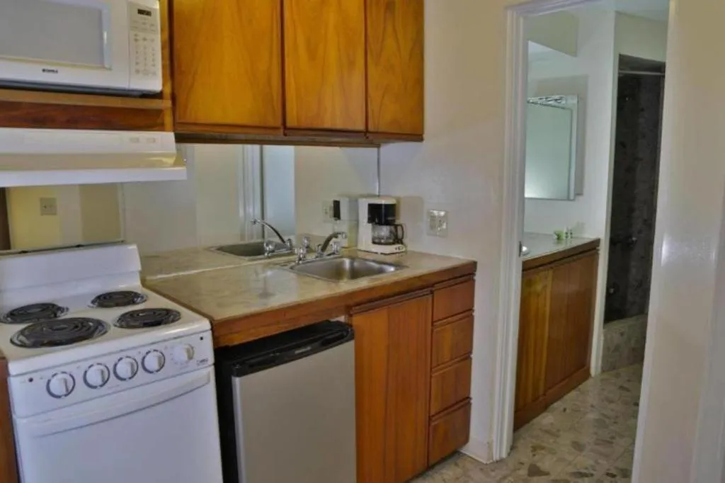 Marina Tower Waikiki