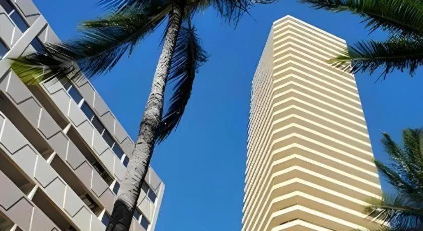 Marina Tower Waikiki