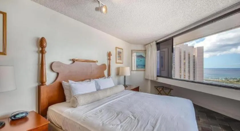 Bed in Marina Tower Waikiki