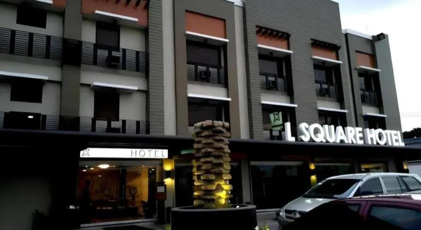 L Square Hotel