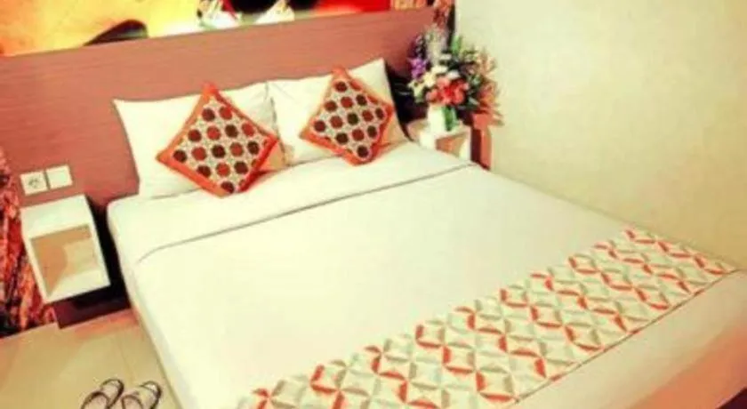 Bed in Clay Hotel Jakarta