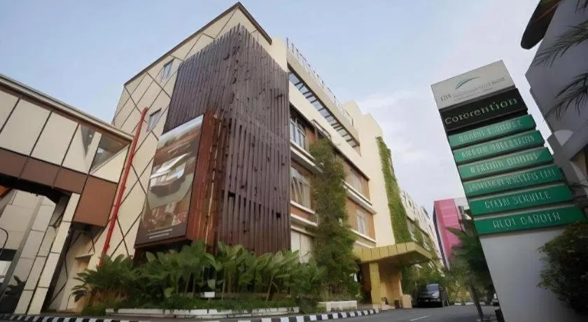 IPB Convention Hotel Botani Square