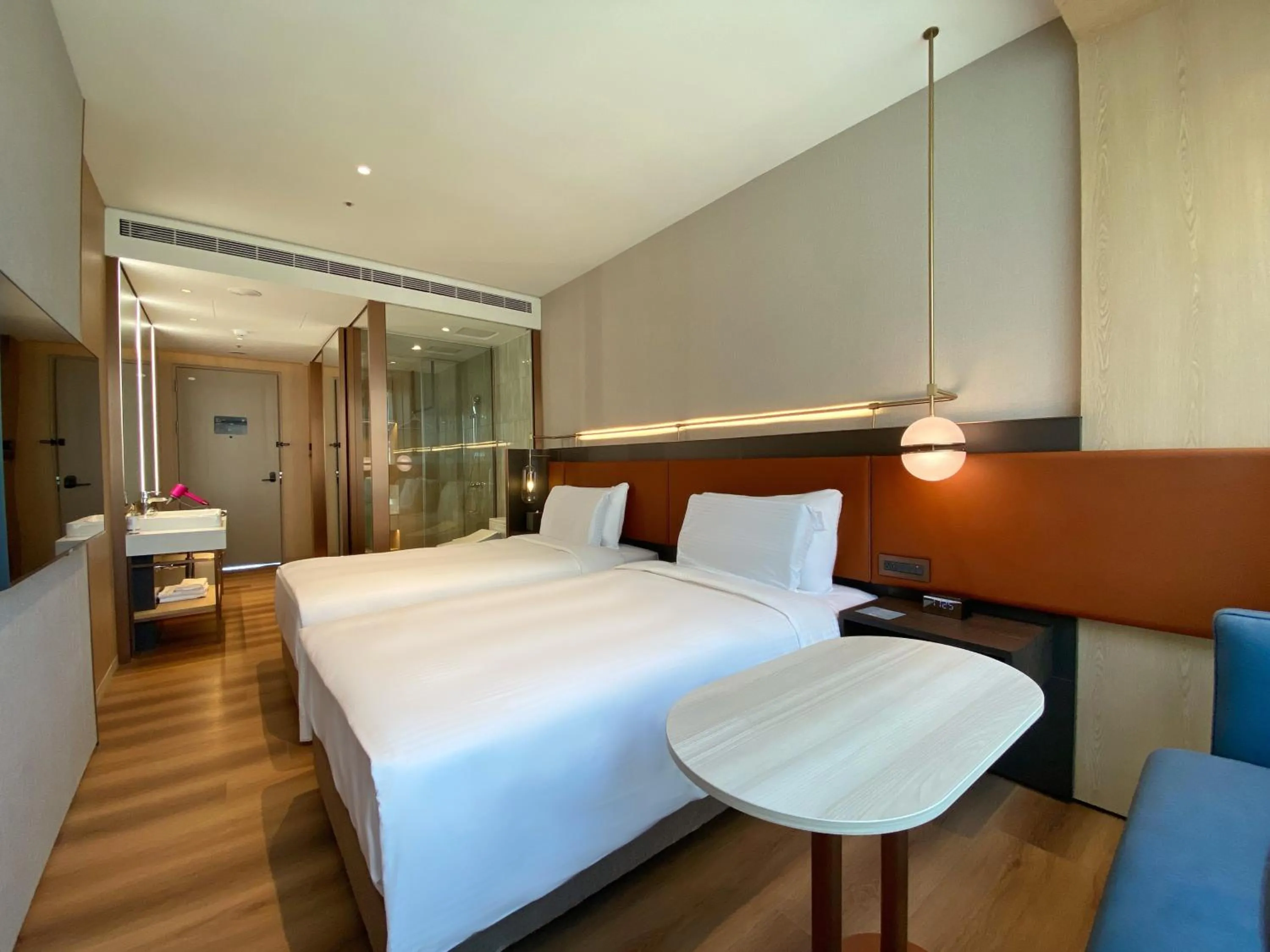 Standard Twin Room - Deluxe Floor in 采寓halo house