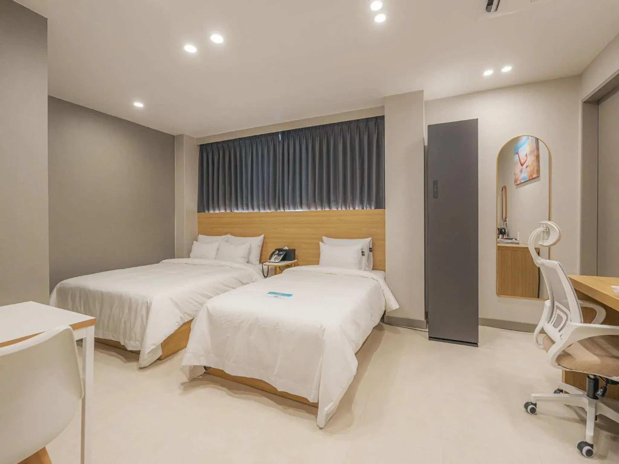 Bed in Hotel Leo Changwon Central Branch Bed in Hotel Leo Changwon Central Branch