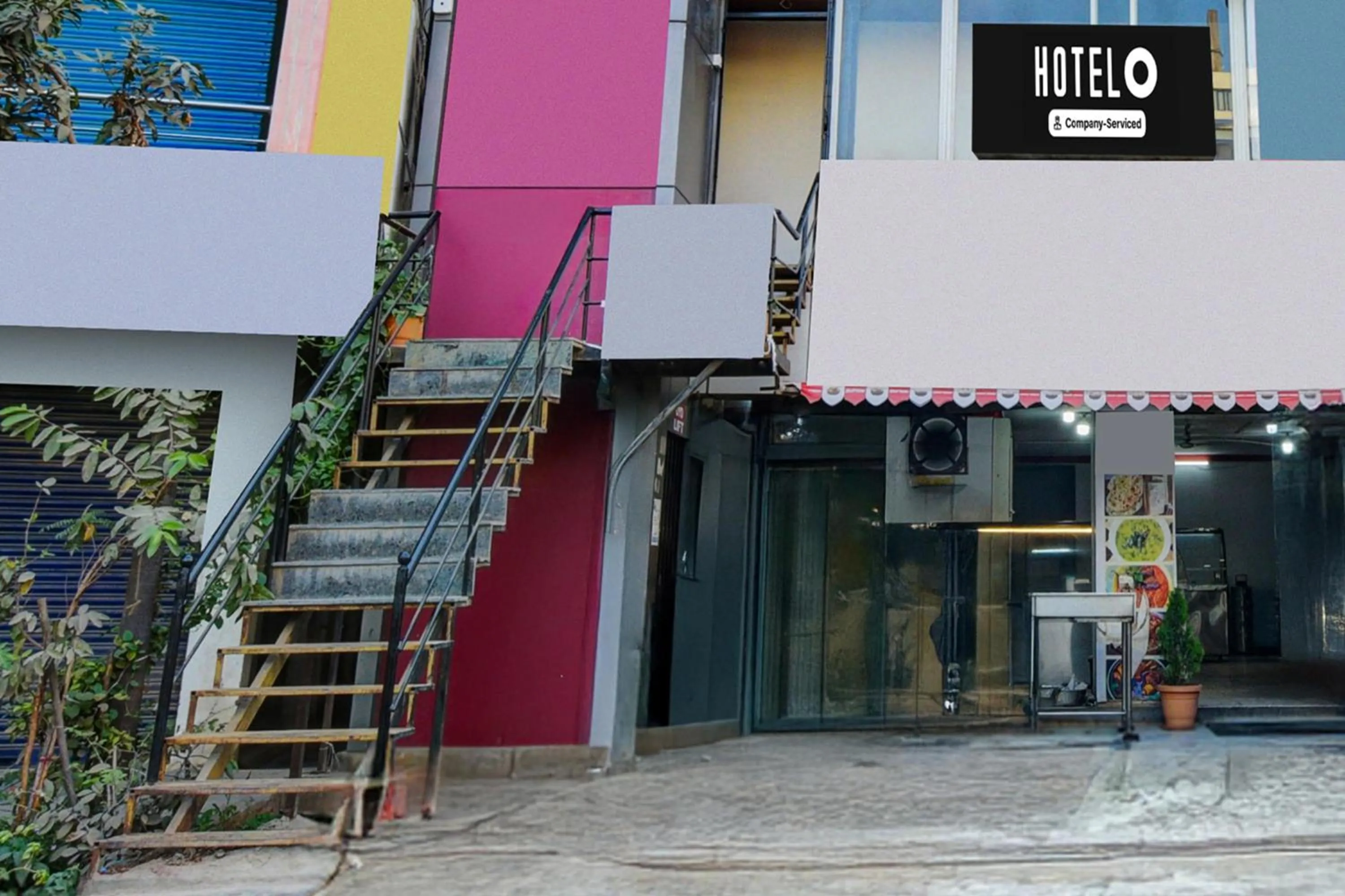 Facade/entrance in Hotel O Neredmet Road