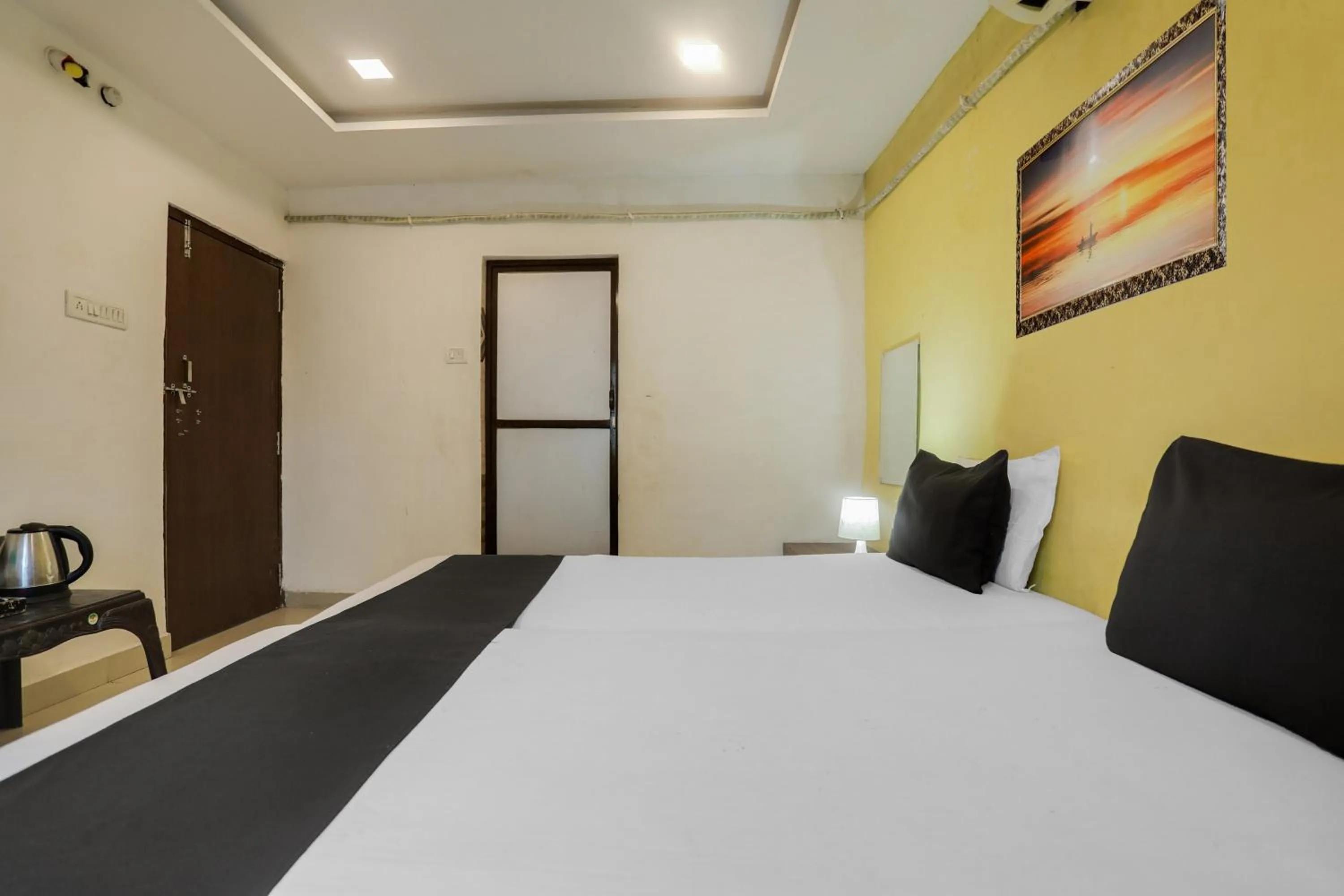 Bedroom in Hotel O Gyan Regency