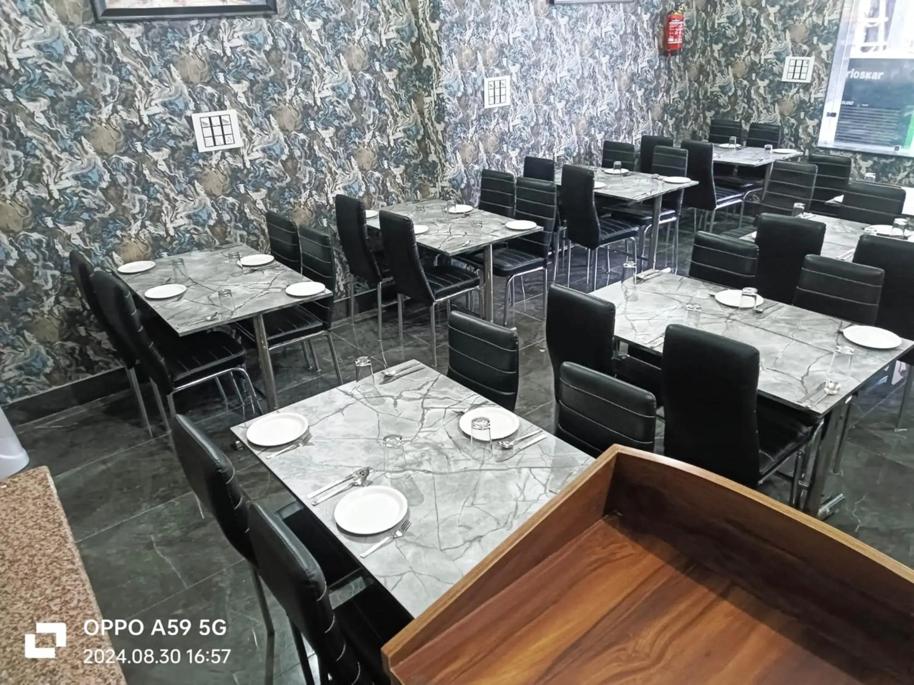 Restaurant/places to eat in ShriGo Hotel Pushpa Residency Restaurant/places to eat in ShriGo Hotel Pushpa Residency