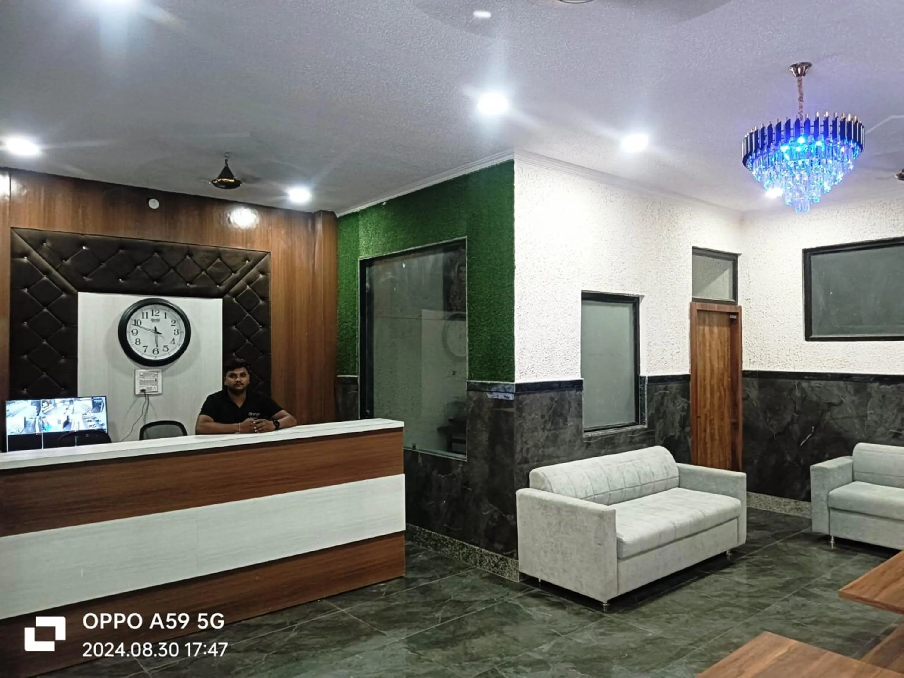 Lobby or reception in ShriGo Hotel Pushpa Residency