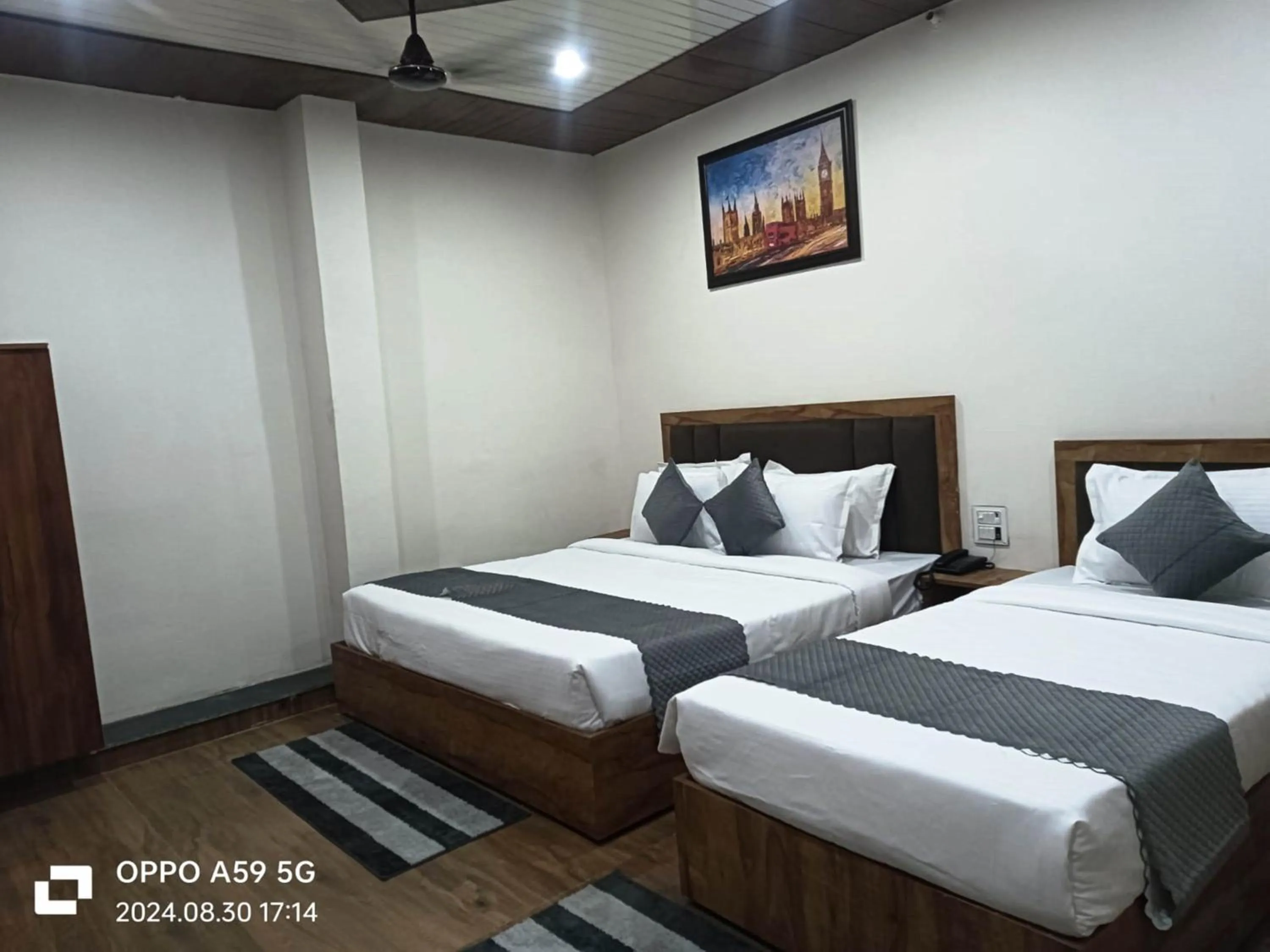 Bed in ShriGo Hotel Pushpa Residency