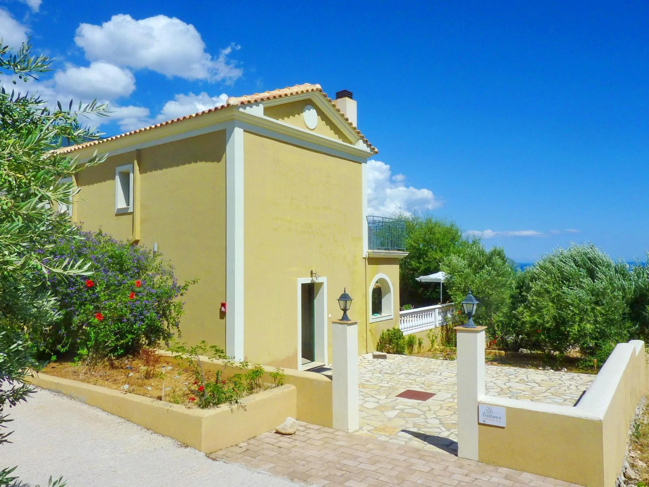 Property building in Villa Yianna