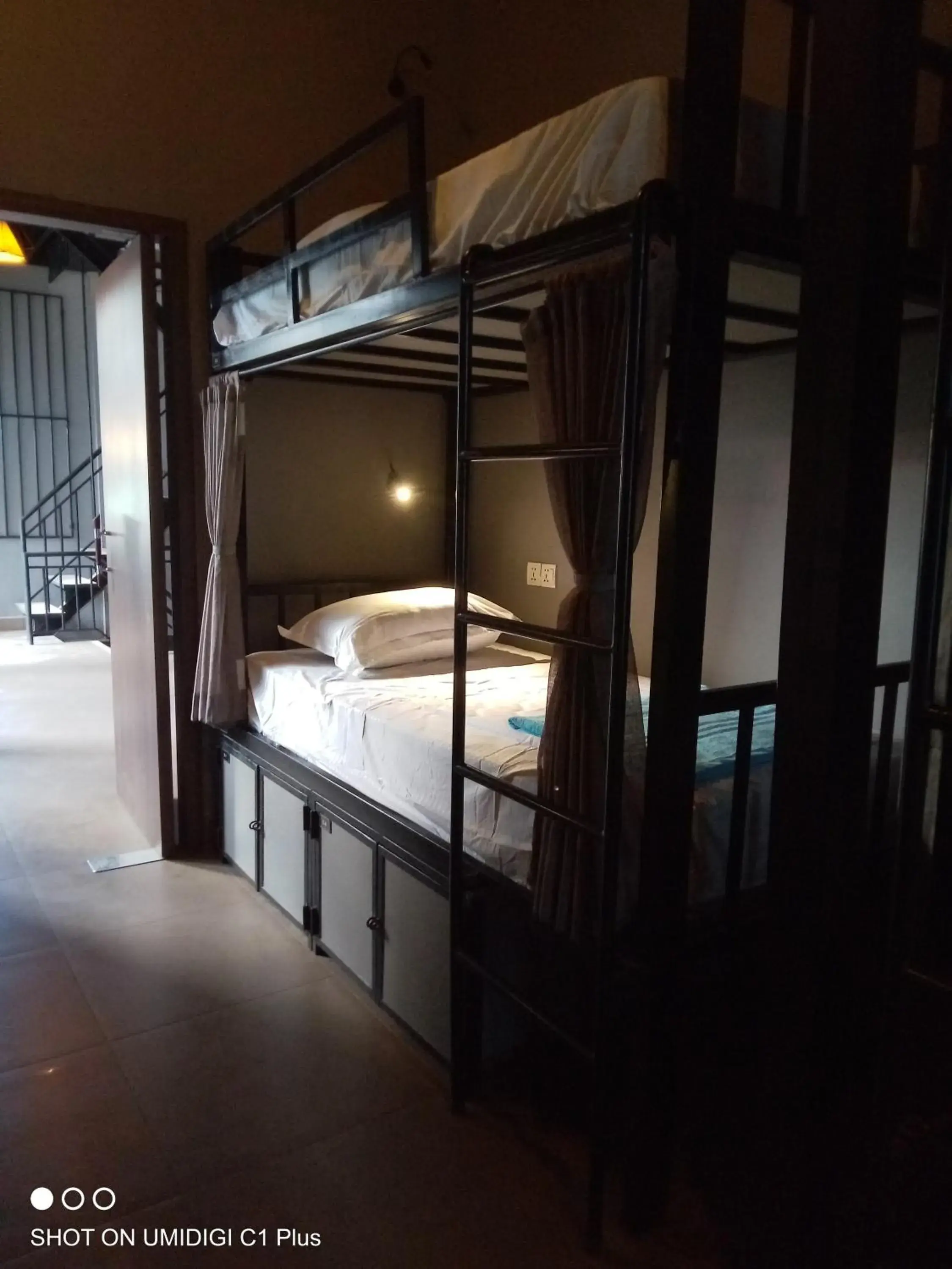 Bunk Bed in Mixed Dormitory Room in Hostel FUJI Bunk Bed in Mixed Dormitory Room in Hostel FUJI