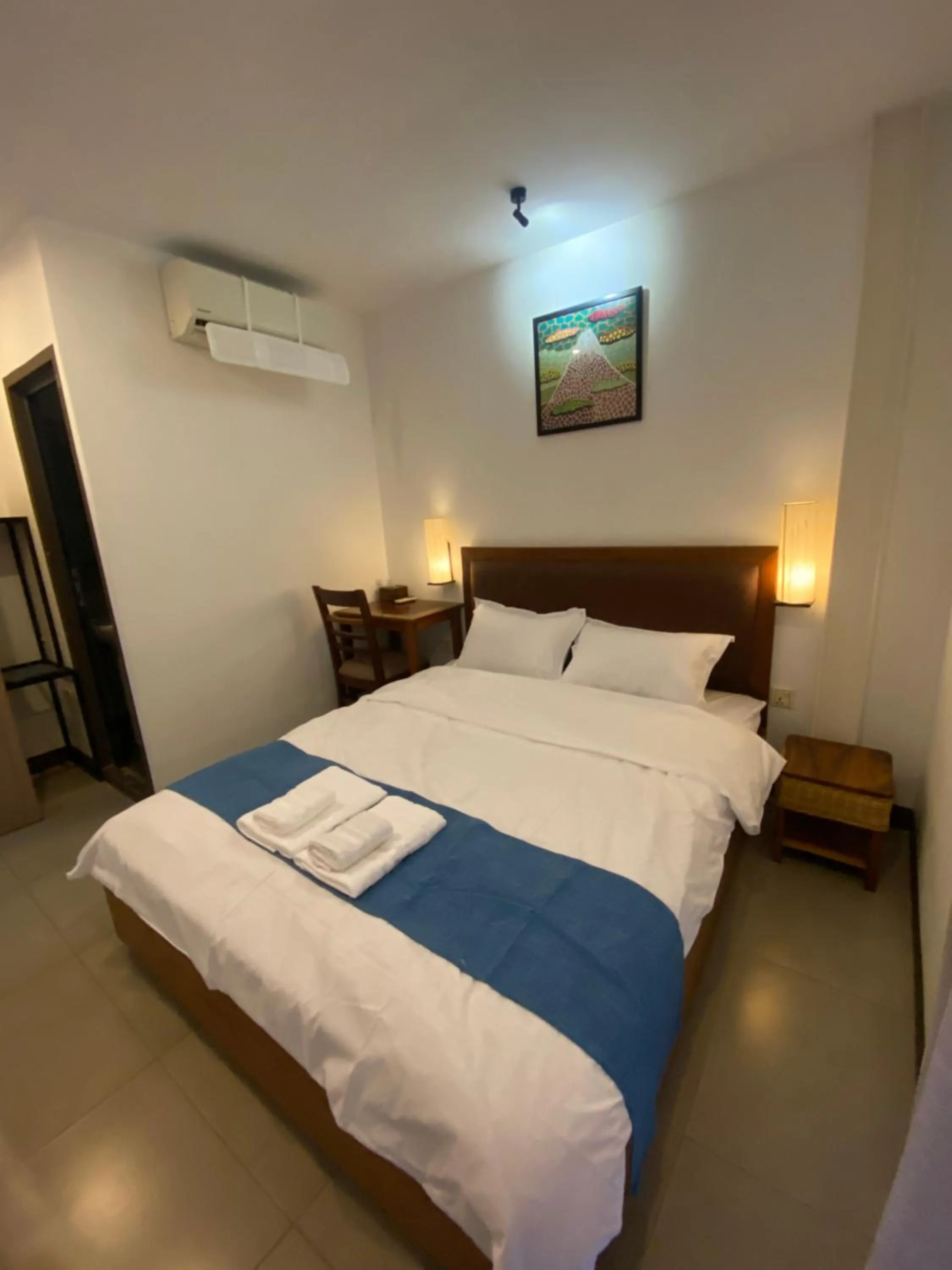 Bedroom, Bed in Feliz Hostel Cafe & Bar