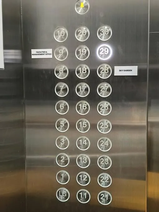 GM 2904 Couple Cozy Netflix 100mbps BySTAY