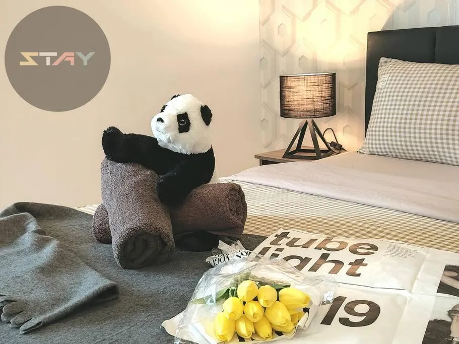 Bed in GM 2904 Couple Cozy Netflix 100mbps BySTAY