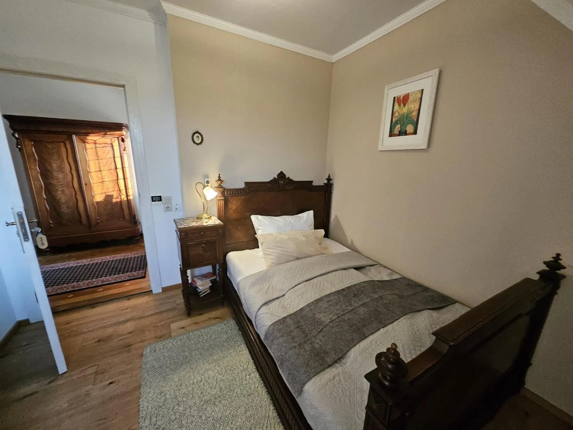 Photo of the whole room, Bed in Klein Holland