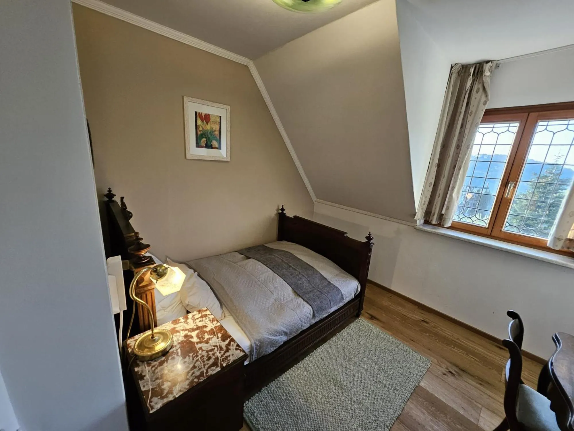 Photo of the whole room, Bed in Klein Holland