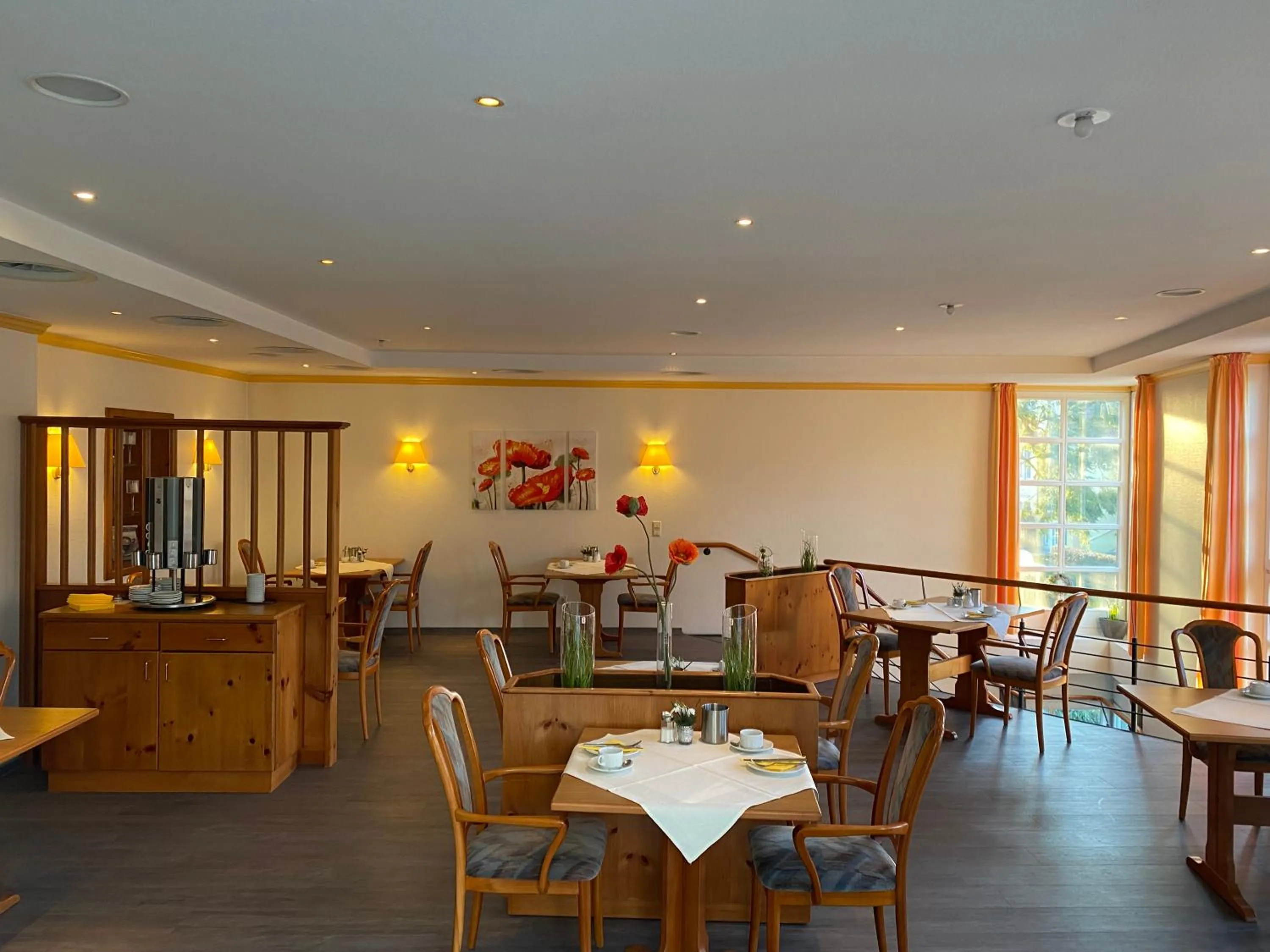 Restaurant/places to eat in Weinhotel Römerbad