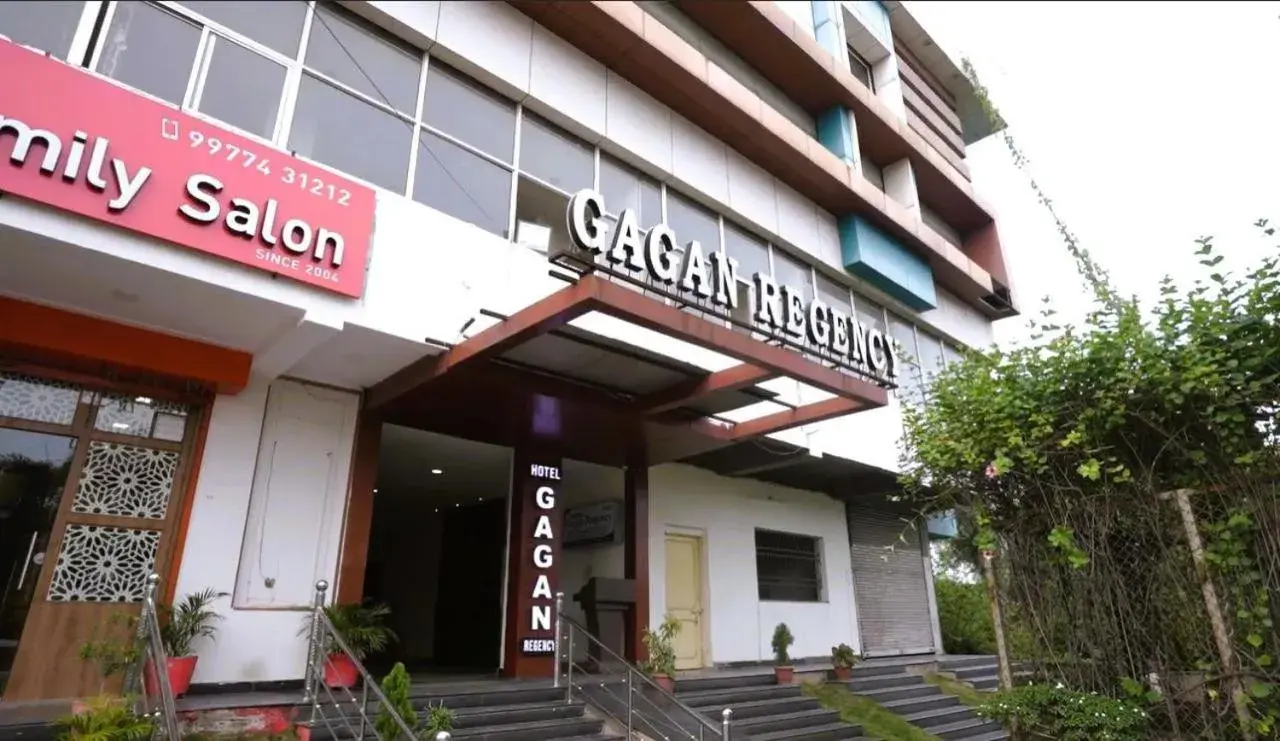 Property building in Hotel Gagan Regency Property building in Hotel Gagan Regency