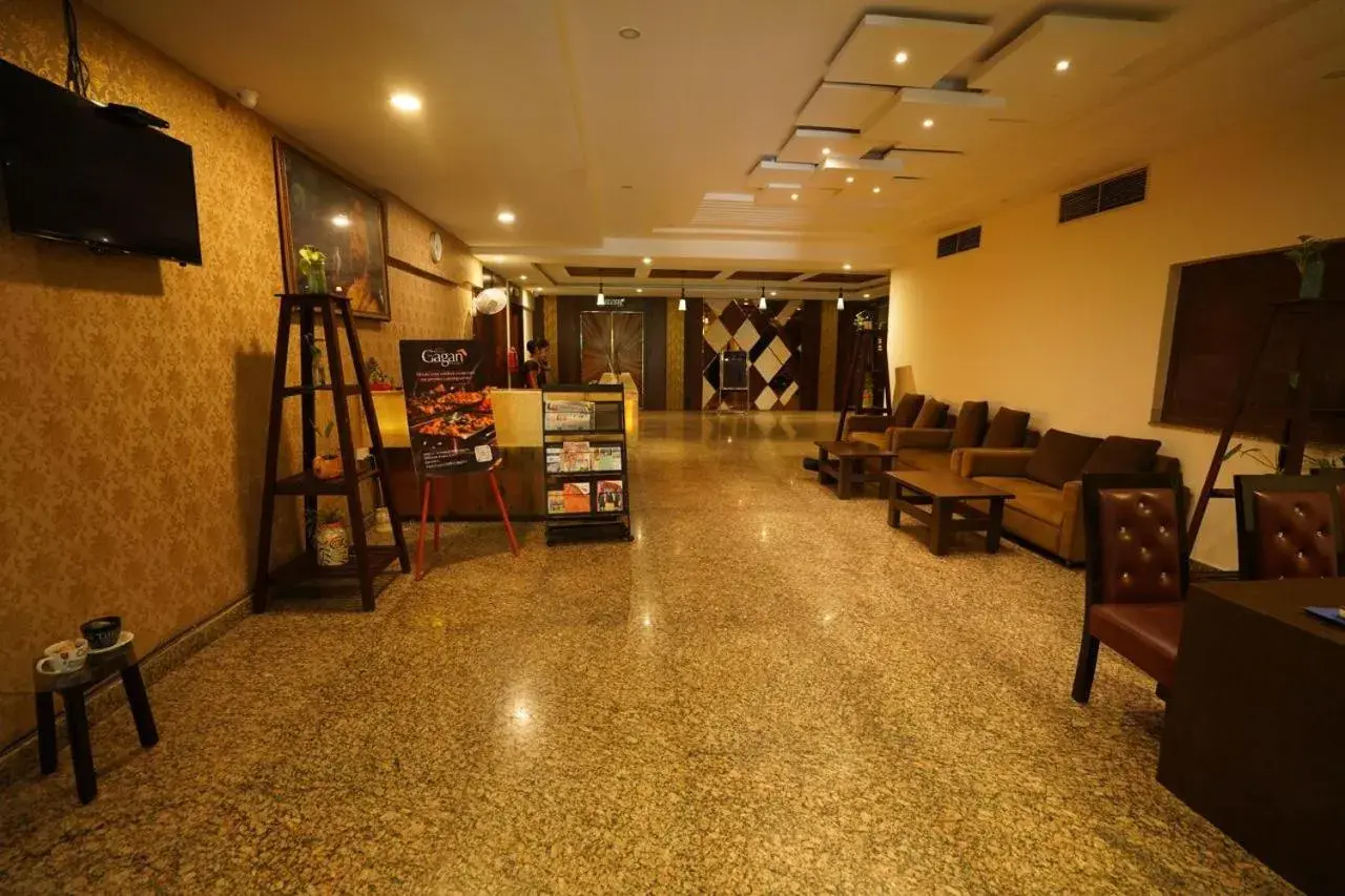 Lobby or reception in Hotel Gagan Regency Lobby or reception in Hotel Gagan Regency