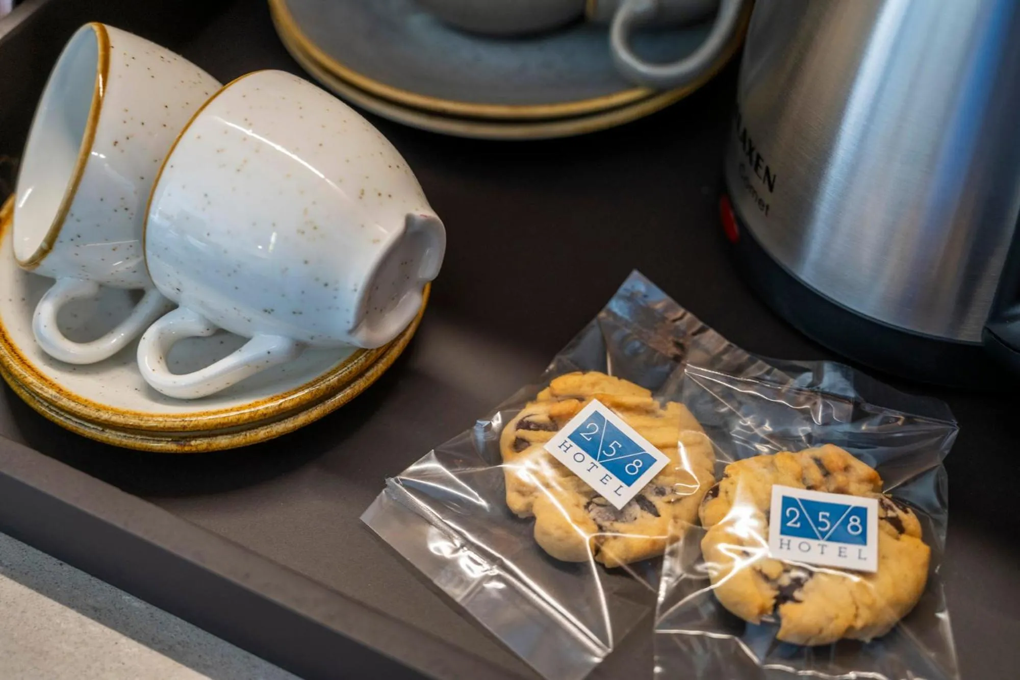 Food and drinks in 258 Hotel