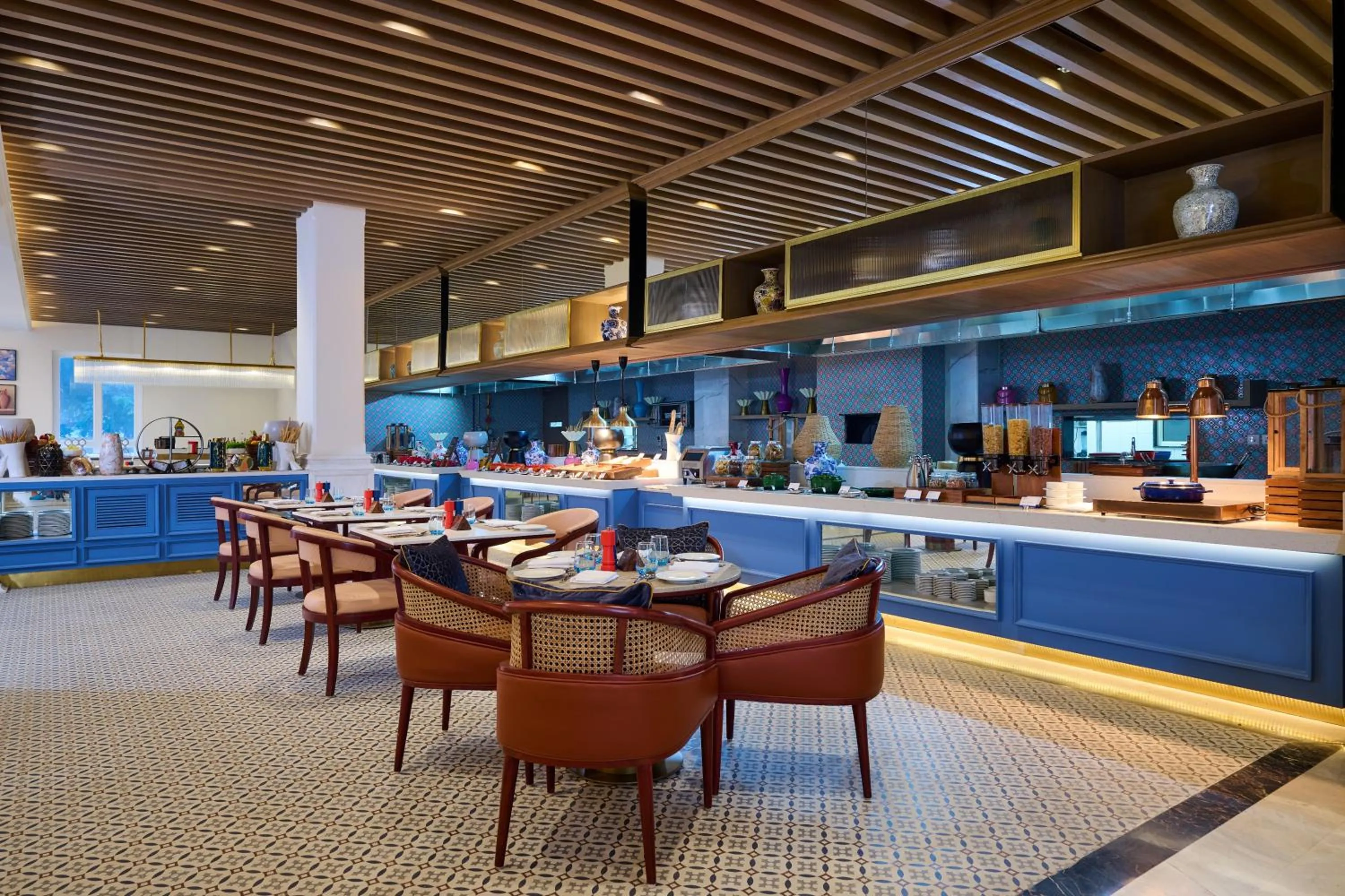 Restaurant/places to eat in Sarovar Premiere Amritsar