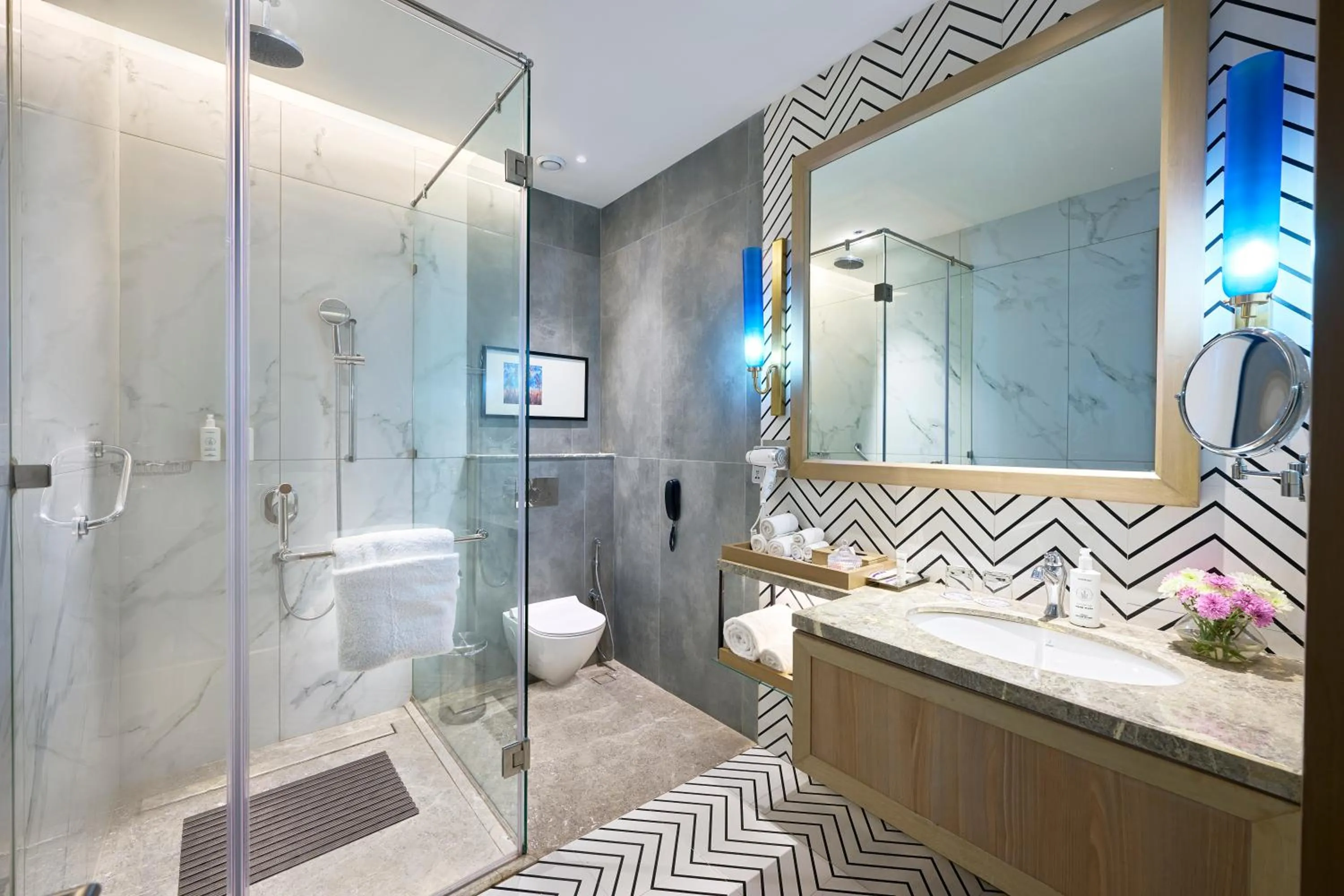 Shower in Sarovar Premiere Amritsar