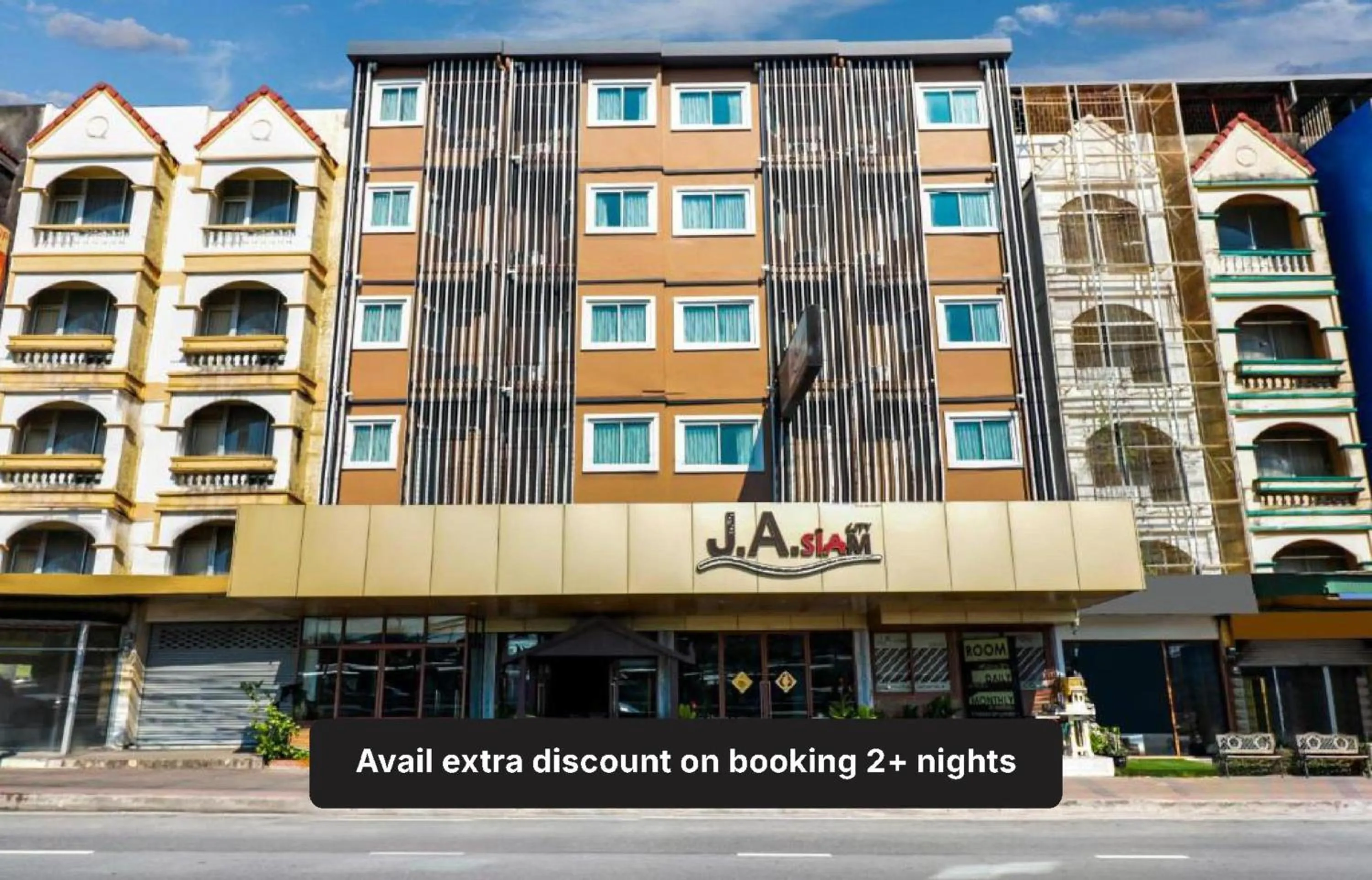 Property building in Collection O JA Siam City