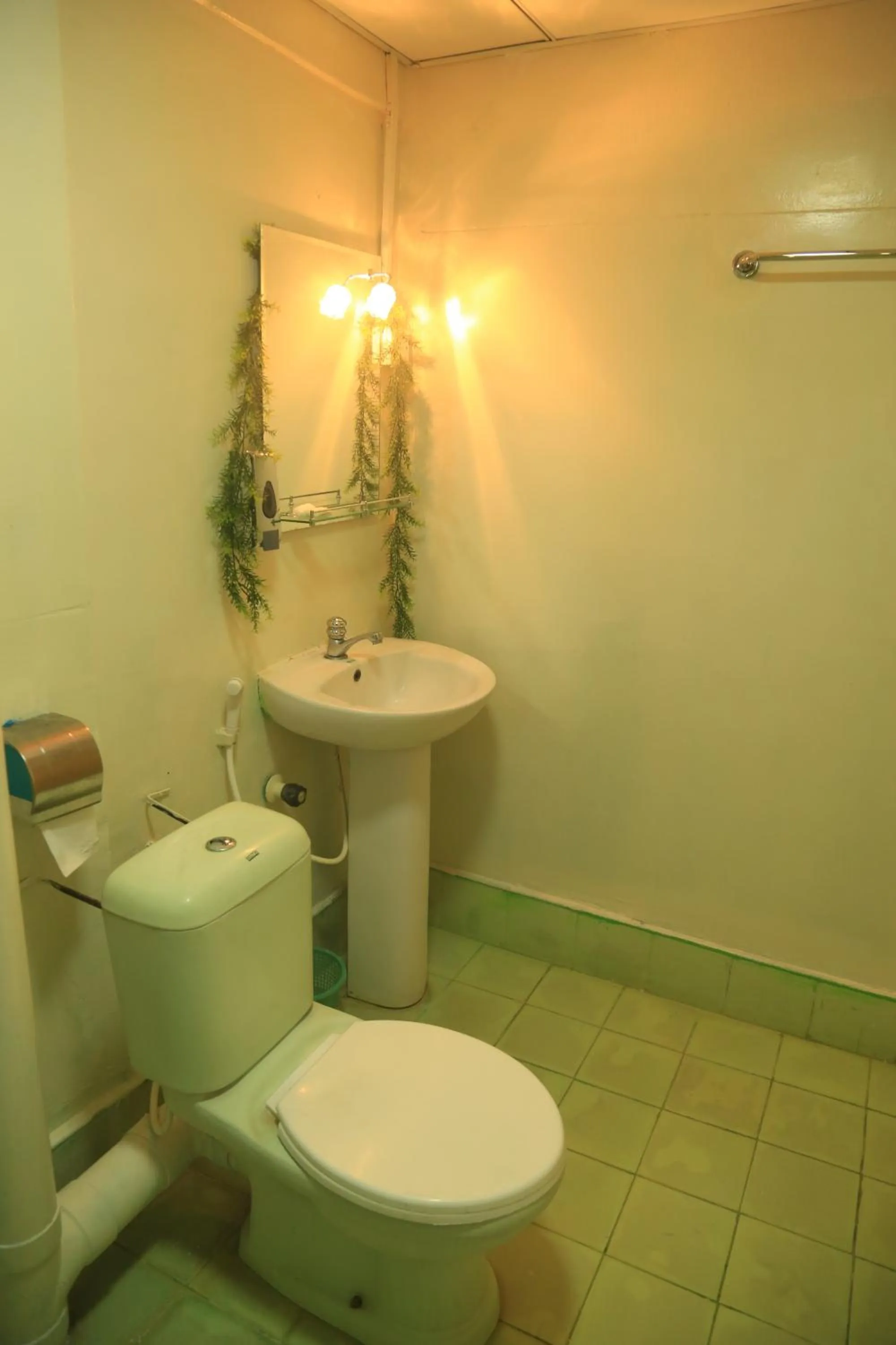 AKR Hotel Kilinochchi